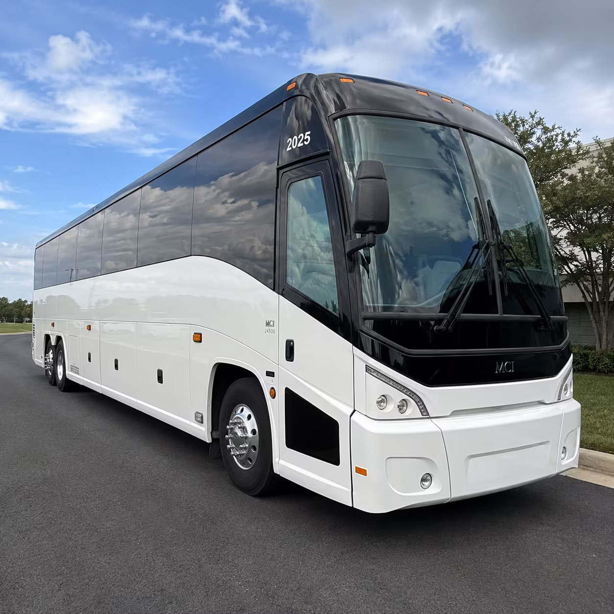 employee shuttle service between cedar park and austin s major tech campuses